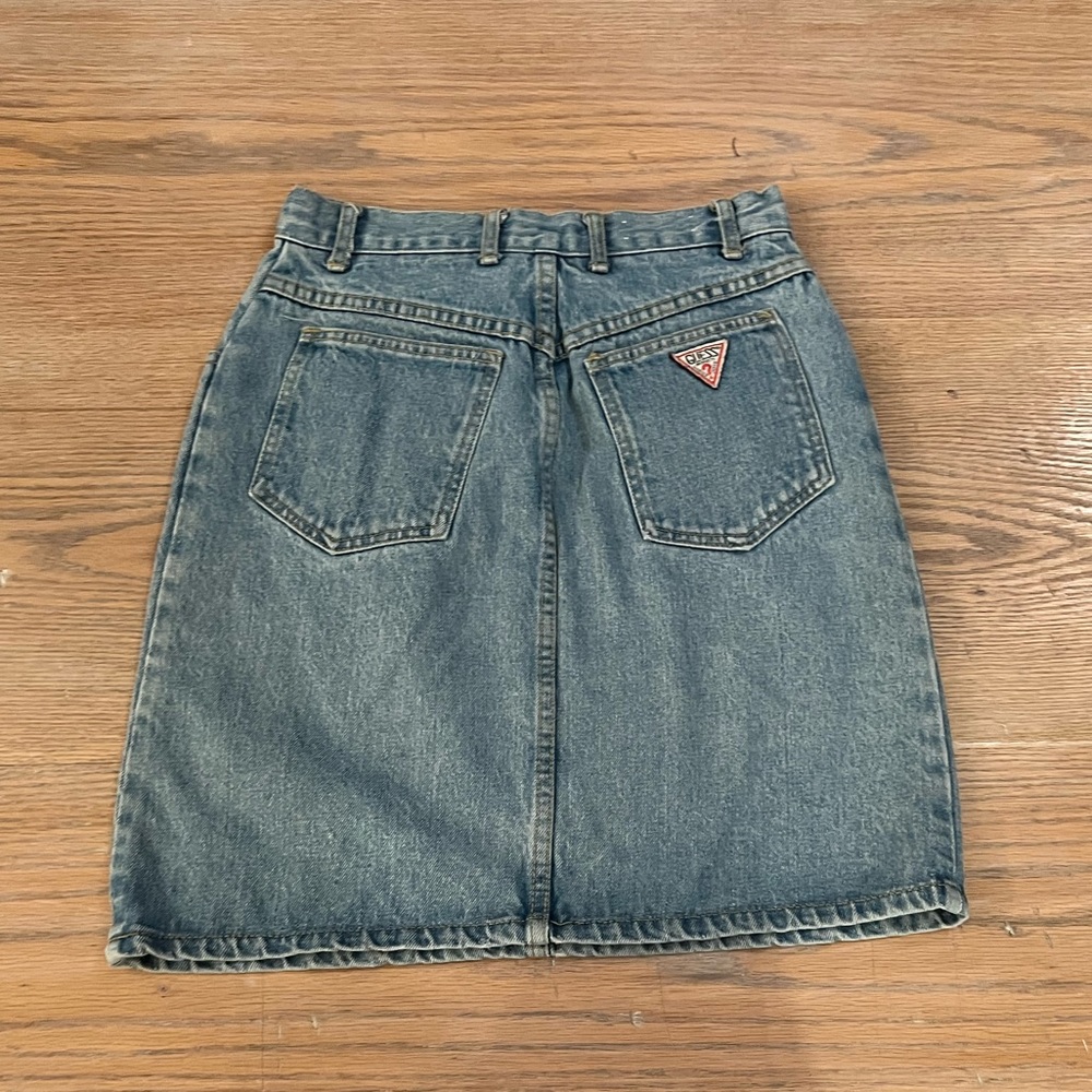 Vintage High Waisted GUESS jeans size 29